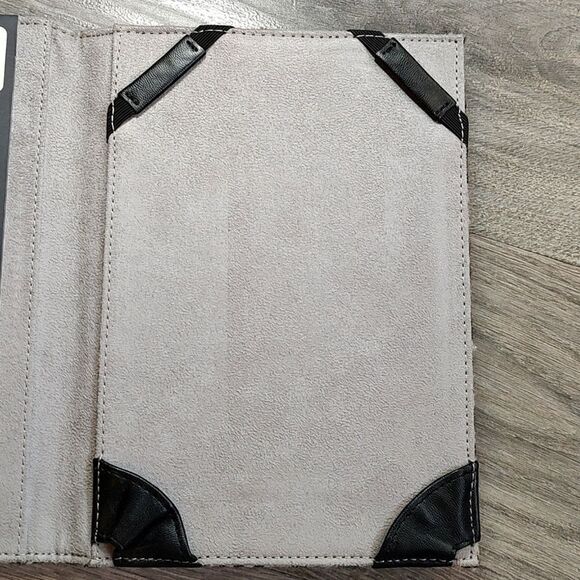 New With Tag Echo Reader Case For Kindle - Picture 5 of 9